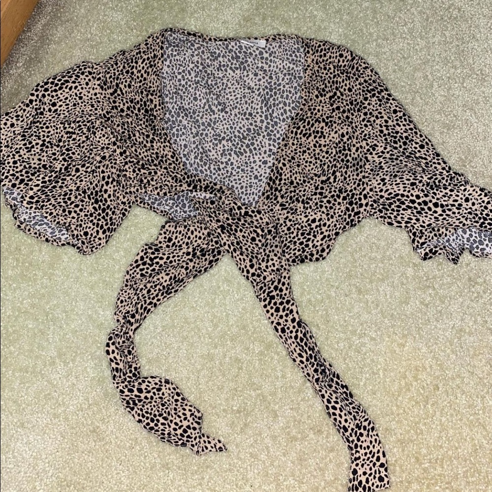 American eagle cheetah tie shirt
